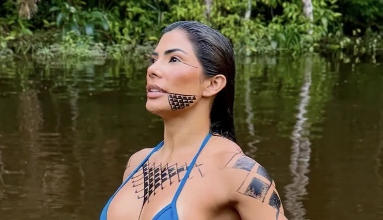 Marciele surge deslumbrante em igarapé amazônico e web enlouquece com fotos da ex-BBB