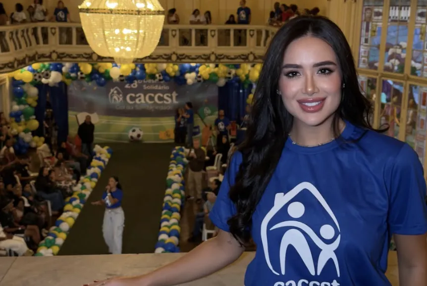 Ex-BBBs trocam reality por passarela em ação beneficente no Rio de Janeiro